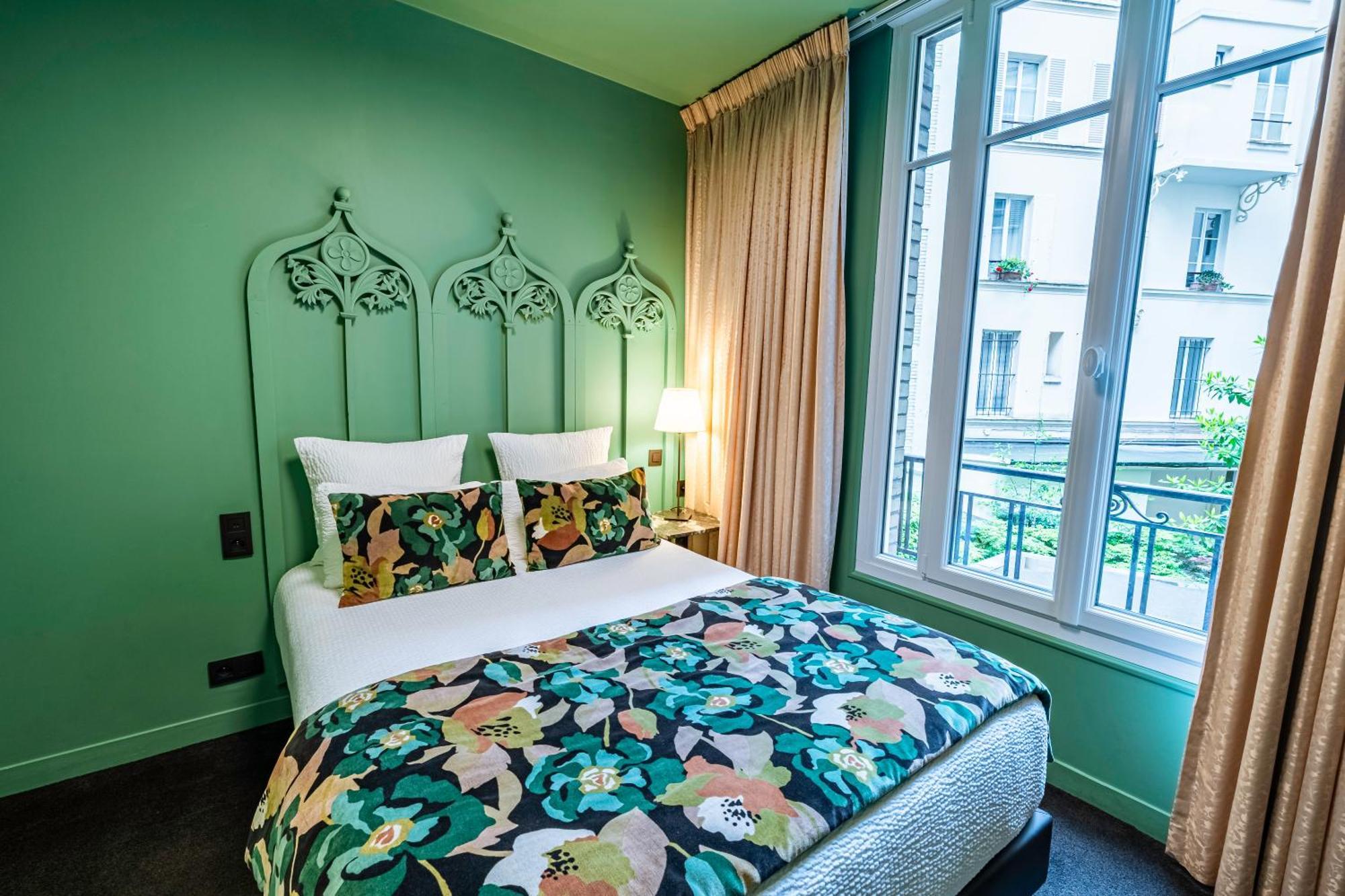 Standard Room,1596009776:JPEG