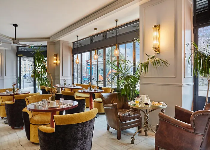 Eiffel Villa Garibaldi Paris